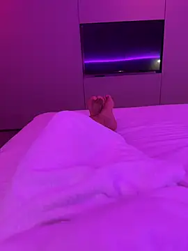 tanhualang001 online show from April 15, 2:35 pm