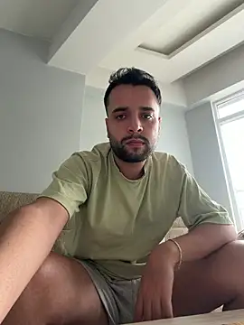 Arin21201 online show from April 3, 1:53 pm