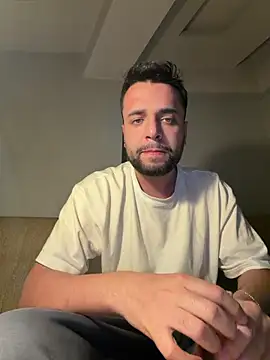 Arin21201 online show from April 4, 9:56 pm