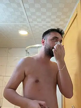 Arin21201 online show from April 11, 12:42 pm