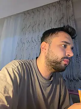 Arin21201 online show from April 13, 8:03 pm