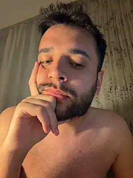 Arin21201 online show from April 16, 10:56 pm