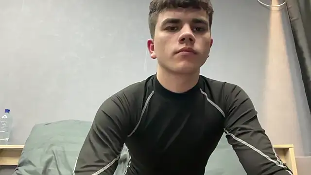 MaxWoolf online show from April 6, 2:07 pm