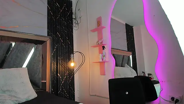 Snapshot of Amaia_aa_ chatting on May 15, 7:43 pm Amaia aa online show from May 15, 7:43 pm