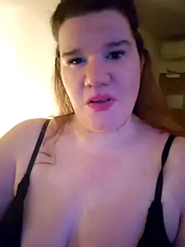 curvystachel42 online show from April 11, 10:36 pm