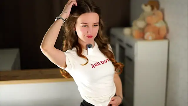 sinfulThea online show from April 4, 11:29 am