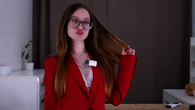 sinfulThea online show from April 11, 11:14 am