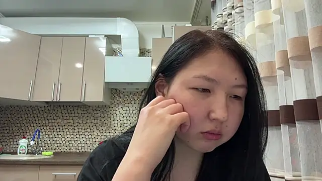 Ameliya kim online show from April 5, 9:23 pm