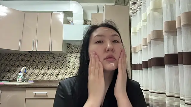 Ameliya kim online show from April 17, 9:07 pm