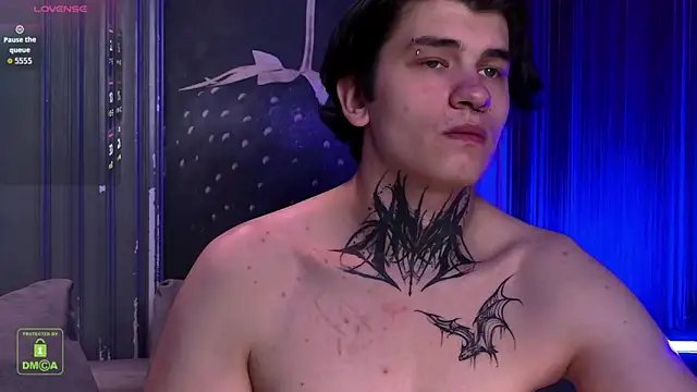 BertyThompson online show from April 13, 4:01 pm