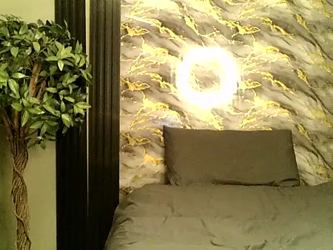 FreakyBUNNYWORXXX online show from April 6, 5:36 pm