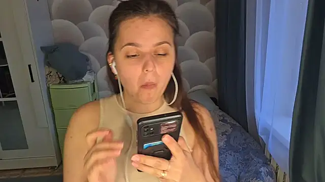 AnnaSpirit online show from April 17, 3:59 pm