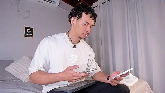 dominik drake online show from April 10, 12:43 pm