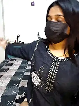 MIDNIGHT STAR110 online show from March 31, 6:19 pm