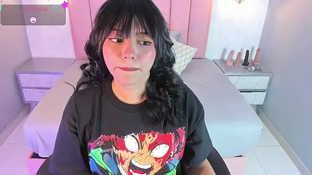 MILLYEVANS1 online show from April 23, 3:41 am