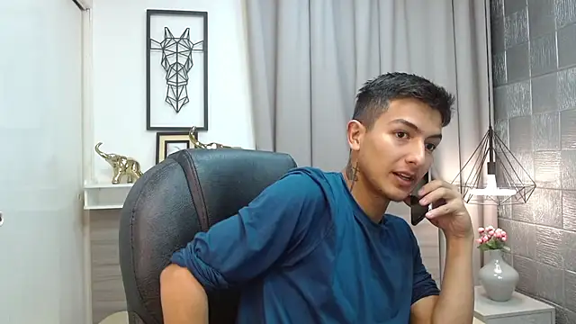 CaballeroNocturno  online show from April 5, 1:03 am