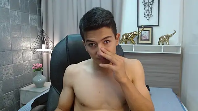 CaballeroNocturno  online show from April 9, 2:22 am