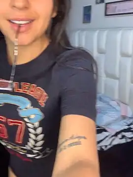 LeticiaVisconti online show from April 5, 4:48 pm