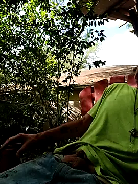 tainted95 online show from March 30, 8:32 pm