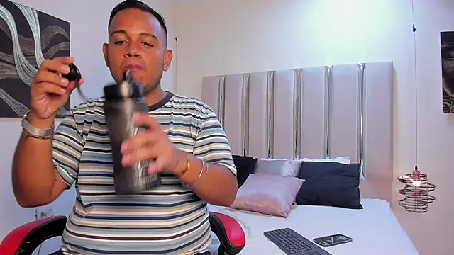 Jay Dusk online show from April 2, 3:37 am