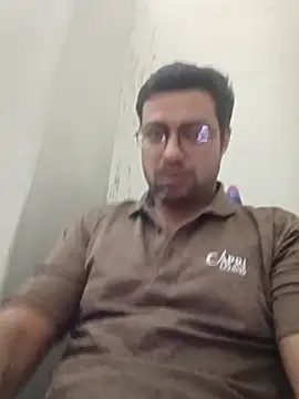 herochoclateboy online show from April 15, 5:09 pm