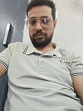 herochoclateboy online show from June 2, 4:47 am