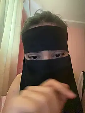 SexyaDivaa online show from April 30, 10:54 am