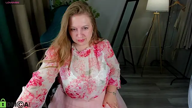 CleoXotie online show from June 20, 10:18 am