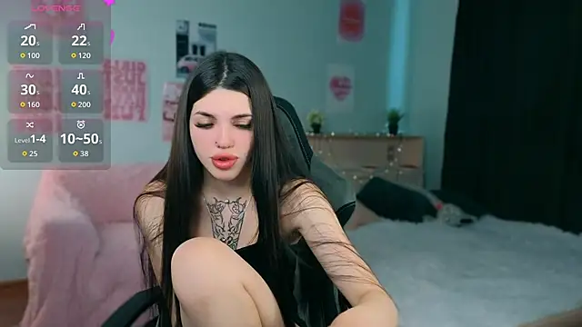 molly rettyy online show from July 12, 7:21 am