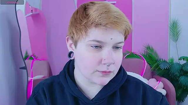 Edna Davis online show from April 6, 7:53 am