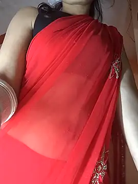 Curvy Sanaya online show from April 17, 7:06 pm