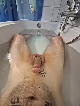 strb32 online show from April 14, 12:33 pm