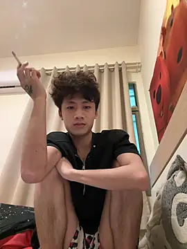 Snapshot of sexyboy-3525 chatting on May 9, 5:01 am sexyboy-3525 online show from May 9, 5:01 am