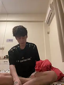 sexyboy-3525 online show from July 1, 4:47 am