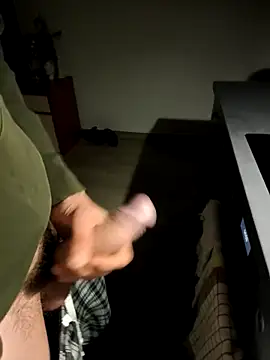 MassiveMask online show from April 13, 1:00 am