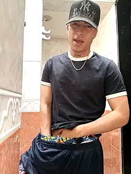 nico herrera   online show from April 4, 9:34 pm