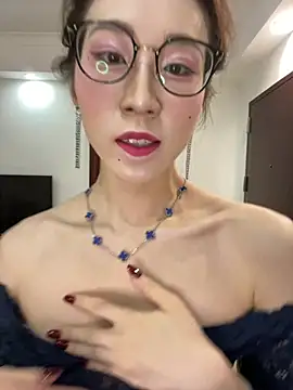 Snapshot of meimeibuguai chatting on May 18, 12:22 pm meimeibuguai online show from May 18, 12:22 pm