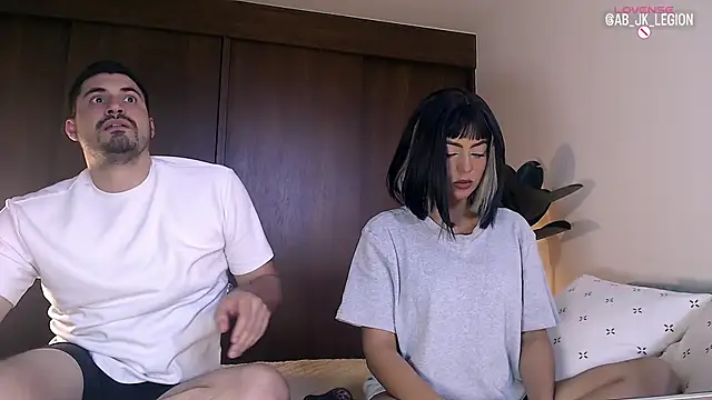  SaraRoss online show from April 6, 5:58 pm