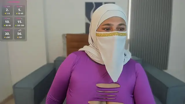 Thalia hala online show from April 13, 6:13 pm