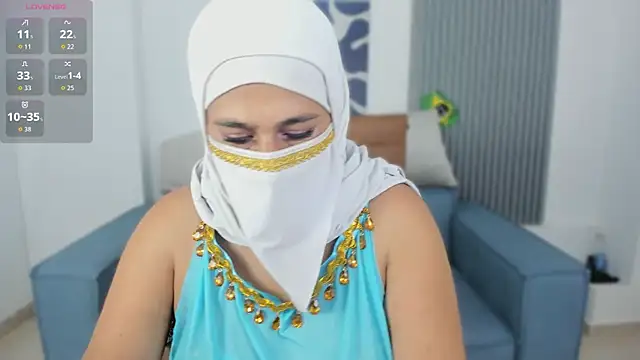 Snapshot of Thalia_hala chatting on June 29, 5:46 pm Thalia hala online show from June 29, 5:46 pm