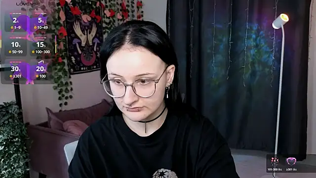 Ame Core online show from April 2, 2:15 pm