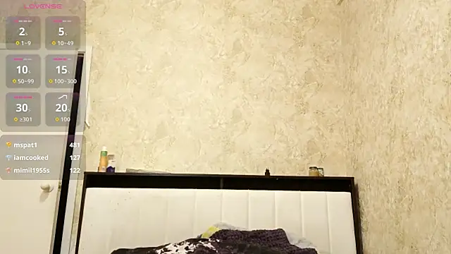 KateRiverr online show from April 11, 6:12 pm