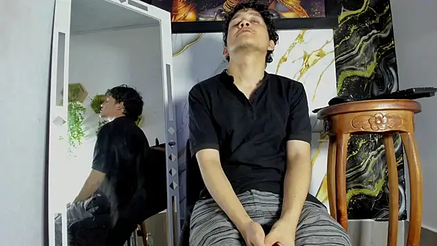 eros fangs online show from April 15, 3:24 am