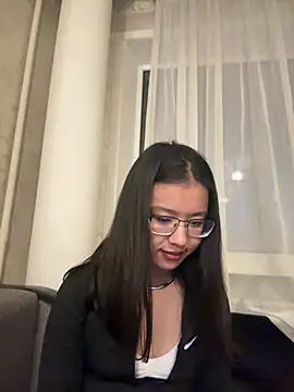 Z Milll online show from April 11, 2:43 pm