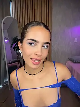 EmmaVonn online show from April 16, 9:39 pm