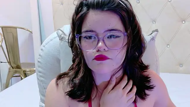 Alexa Missfortune online show from April 8, 10:21 pm