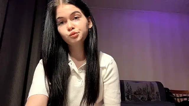 BellaLuxury online show from April 4, 3:53 pm