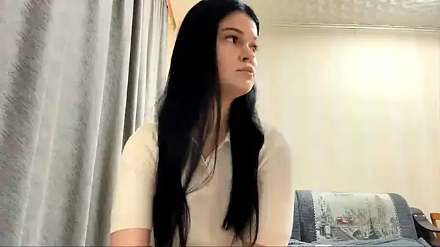 BellaLuxury online show from April 13, 3:28 pm