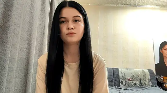 BellaLuxury online show from April 15, 3:08 pm