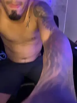 Josehjr online show from April 14, 8:48 pm